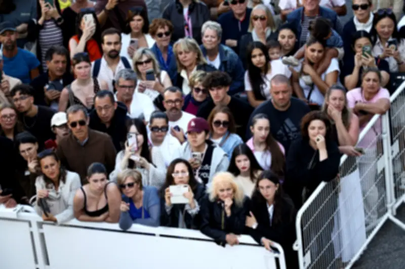 Tepuk Gemuruh di Cannes: Ukuran Kejayaan Filem atau Sekadar Tradisi?