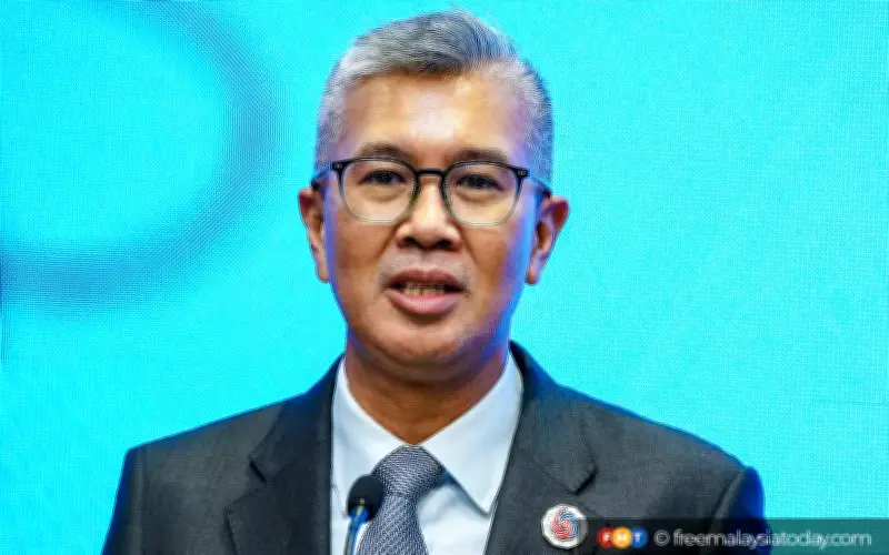 Titah Sultan adalah nasihat bukan campur tangan politik, kata Tengku Zafrul