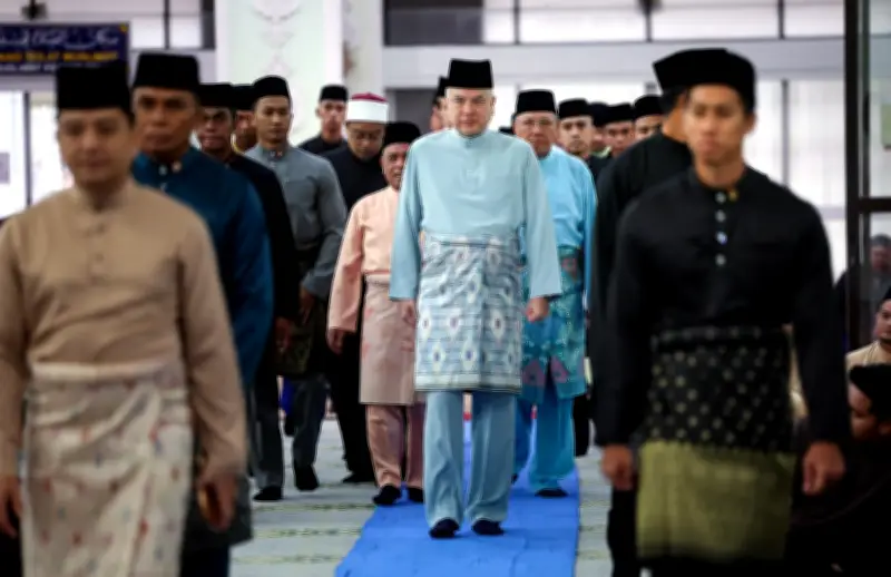 Umat Islam Malaysia Sambut Aidiladha Dengan Sembahyang Dan Korban