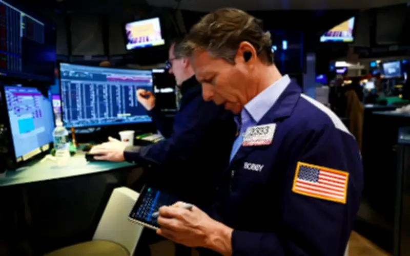 Wall Street naik 1% didorong saham cip sebelum keputusan Nvidia