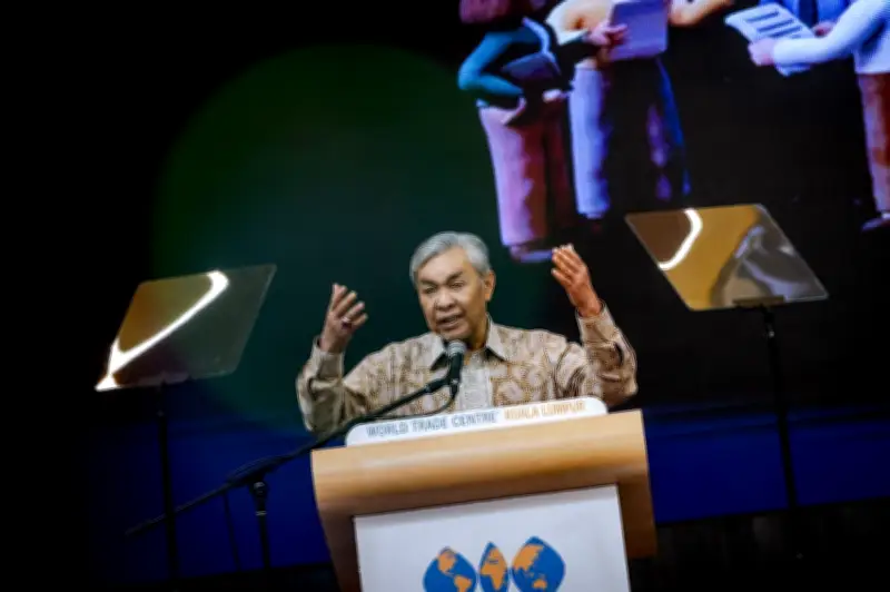 Zahid tolak kritikan pembangkang, kata PAS tidak lebih baik semasa dalam kerajaan