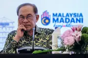 Anwar tegaskan pendirian Malaysia bantah pencerobohan Asia Barat dalam panggilan dengan presiden Iran