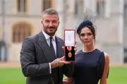 David Beckham jadi bilionair sukan pertama Britain
