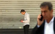 Iran pulihkan akses internet global selepas berbulan-bulan sekatan