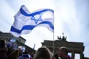 Israel kibarkan bendera di Kubu Beaufort, Lubnan selatan