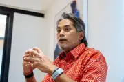Khairy: Umno parti sentris yang boleh selesaikan tanpa ada yang kalah