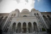 Mahkamah beri kebenaran kepada Majlis Peguam untuk cabar DNAA Zahid