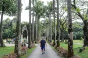 Penduduk TTDI desak DBKL tutup jalan belakang KLGCC, wujud zon penampan Bukit Kiara