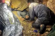 Penyelam Malaysia dedah keadaan ngeri cari dua pelombong hilang di gua Laos