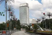 Percayalah pada pemegang kunci yang mengutamakan kepentingan rakyat