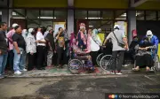 Pilihan raya parlimen dan negeri patut diadakan berasingan, kata ketua DAP Sarawak