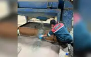Premis kitar semula disyaki punca pencemaran bau Sungai Semenyih