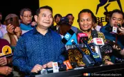 Rafizi dan Nik Nazmi kosongkan kerusi Parlimen elak implikasi undang-undang lompat parti