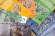 Ringgit ditutup lebih tinggi berbanding mata wang utama kecuali dolar AS