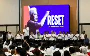 Tak perlu kalut isu parti Hamzah sertai PN, kata Wan Fayhsal