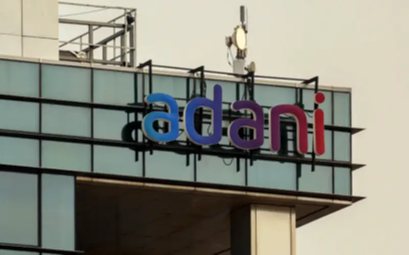 Adani jual 49% saham pelabuhan India kepada MSC bernilai AS$1.4 bilion