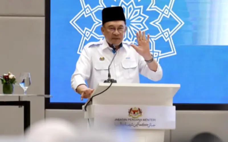 Anwar umum RM1.5 juta perluas akses bantuan guaman syarie