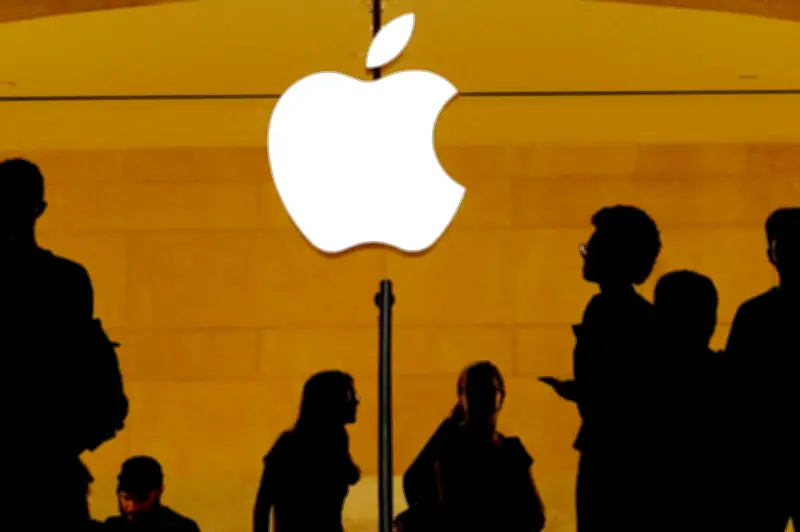 Apple pertaruhkan Siri diperbaharui untuk kejar AI