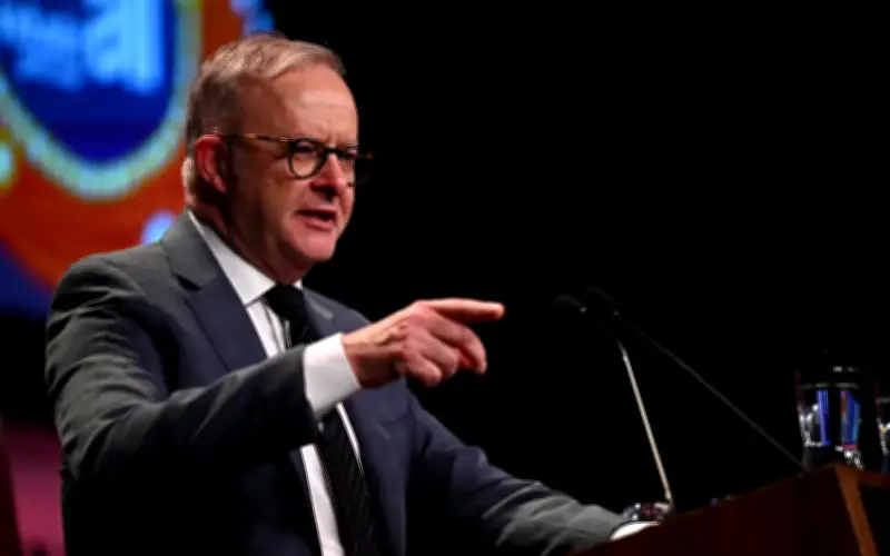 Australia gandakan denda larangan media sosial remaja kepada A$99 juta