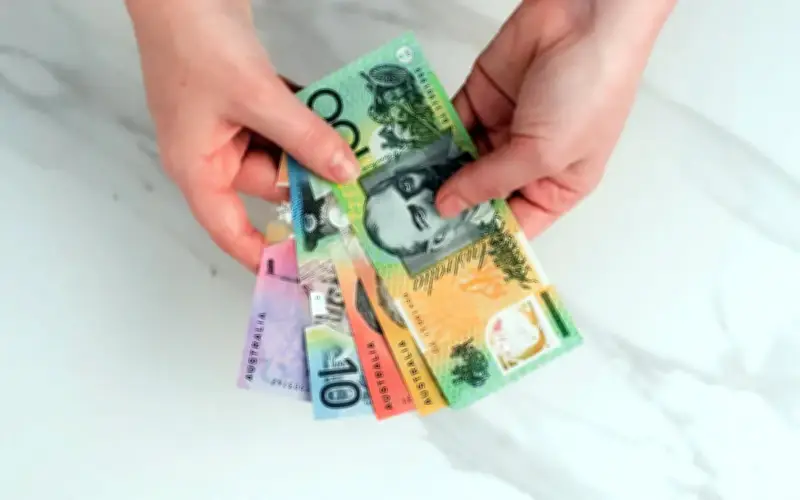 Australia naikkan gaji minimum sejajar dengan inflasi
