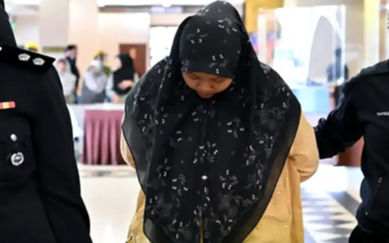 Bekas juruwang dijel 2 tahun seleweng terminal TnG RM568,200
