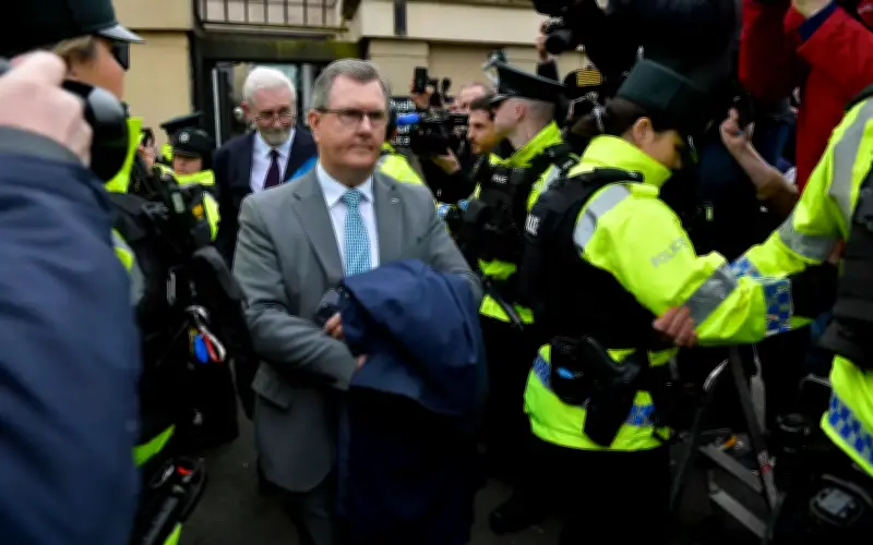 Bekas pemimpin DUP Jeffrey Donaldson didapati bersalah rogol, serangan seksual kanak-kanak