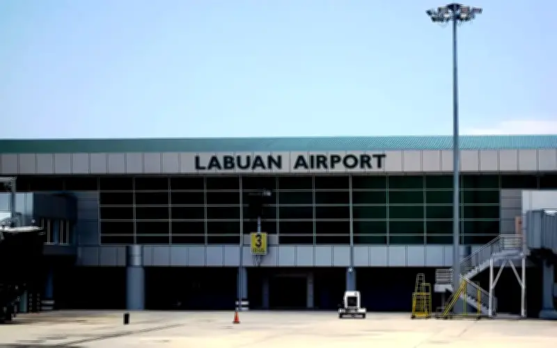 Bom Ditemui Dekat Landasan Lapangan Terbang Labuan, Penerbangan Terganggu