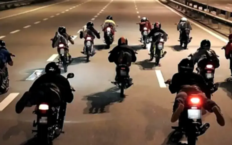 Cadangan Hantar Mat Rempit ke Kursus Khas PLKN Dibahas di Parlimen
