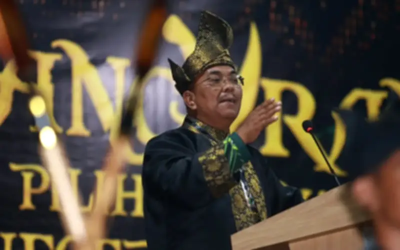 Dakwaan Sanusi menang 36 kerusi sekadar impian, kata dua Adun PH