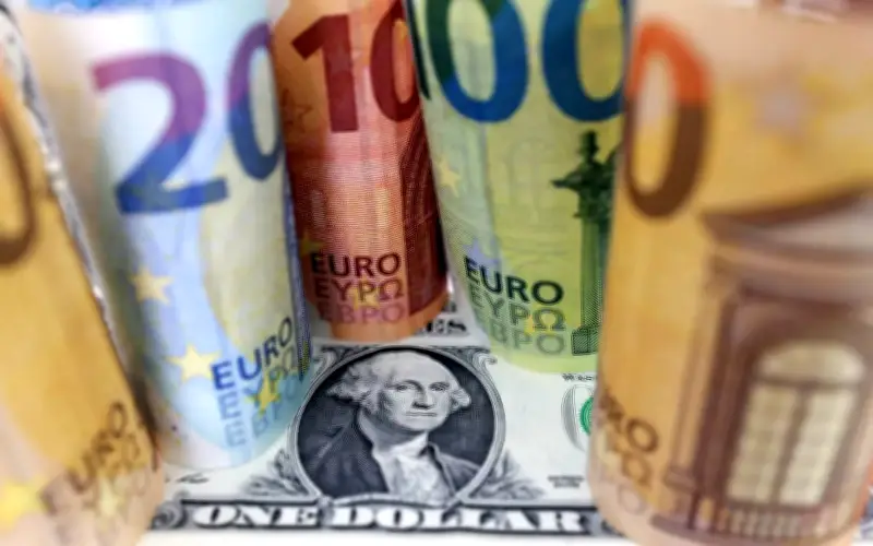 Dolar AS jatuh ke paras terendah 10 hari selepas AS-Iran capai persetujuan damai