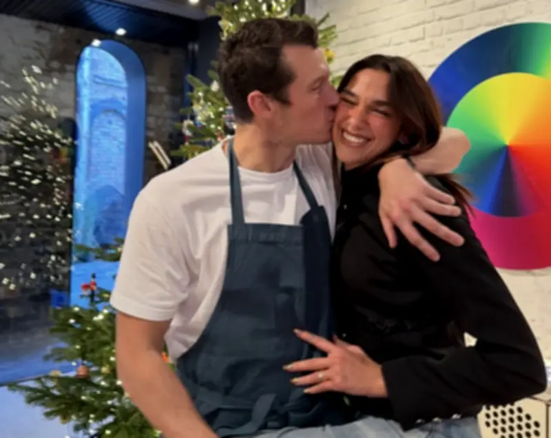 Dua Lipa dan Callum Turner nikah dalam majlis sederhana di London
