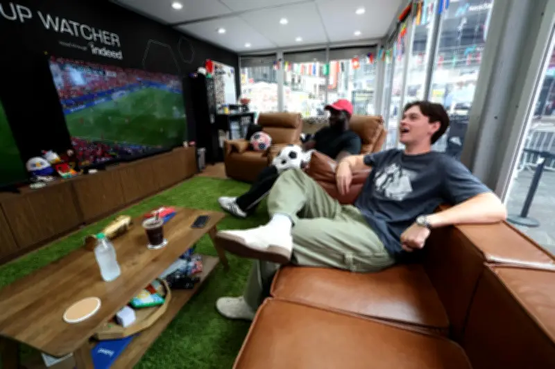 Dua peminat AS dibayar RM208,000 tonton Piala Dunia di Times Square