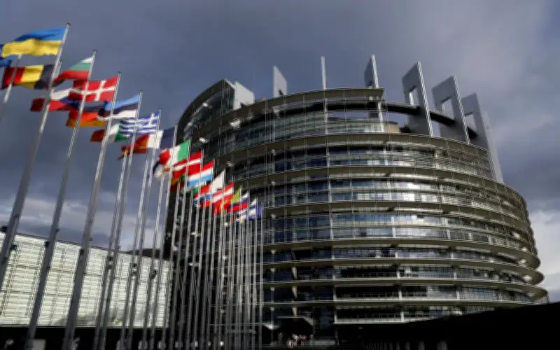 EU mungkin kekalkan had harga minyak Rusia pada AS$44 setong