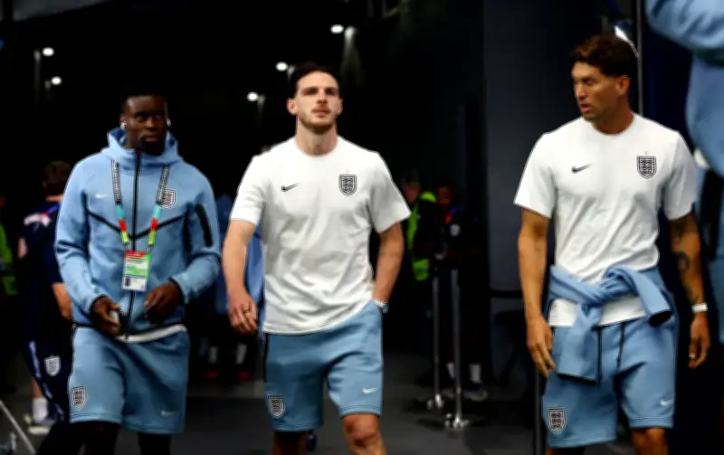 Guehi atau Stones? Sakit kepala pertahanan Tuchel sebelum England lawan Ghana
