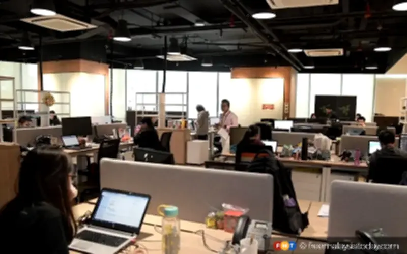 Hentikan layanan SME seperti amal, bina perniagaan bertaraf dunia