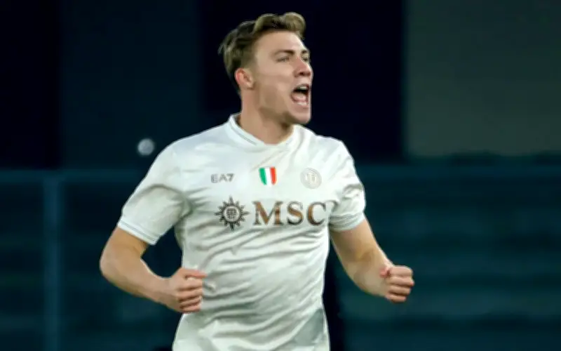 Hojlund sertai Napoli secara tetap dari Man Utd dengan bayaran €44 juta