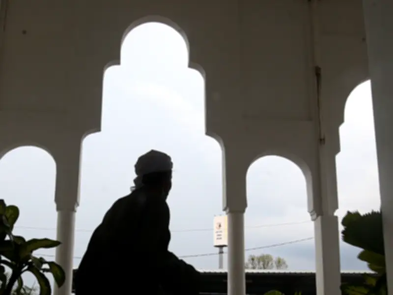 JAKIM gesa penerbit buku agama semak kandungan Quran, hadis dengan teliti