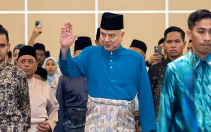 Jangan buat keputusan terburu-buru, Sultan Nazrin nasihat pemimpin