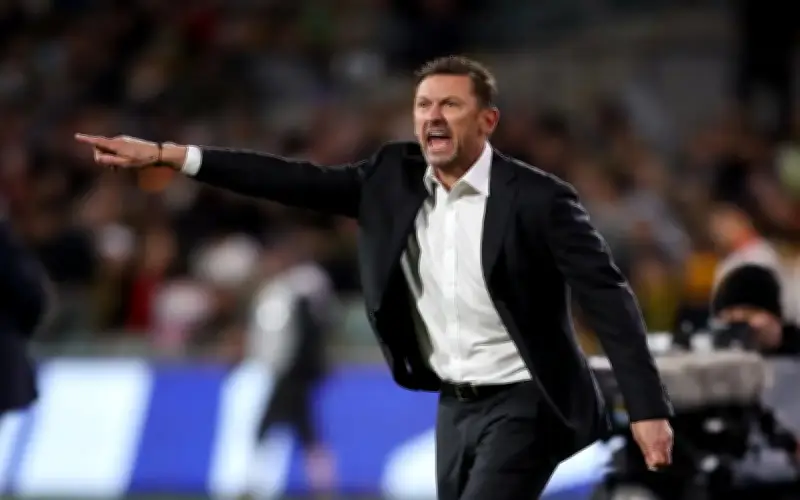 Jurulatih Australia Popovic sambung kontrak sebelum Piala Dunia