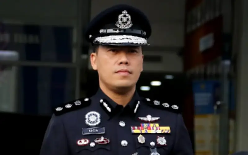 Kanak-kanak Perempuan Maut, Abang Cedera Jatuh dari Apartmen di Tampoi