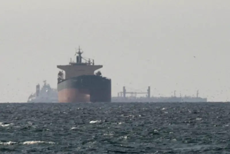 Kapal Akan Kembali Merentasi Selat Hormuz, Trump Janji Laluan Dibuka Sepenuhnya Jumaat Ini