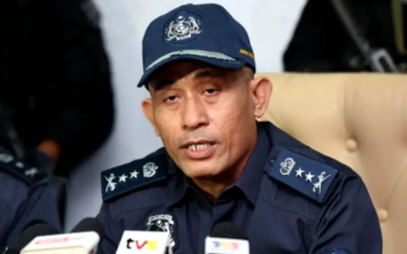 Kastam Johor rampas 12 juta batang rokok seludup bernilai RM13.46 juta