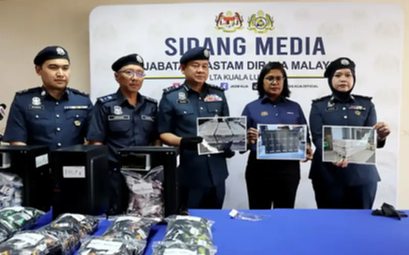 Kastam Rampas Server Cip AI Bernilai RM52.9 Juta di KLIA