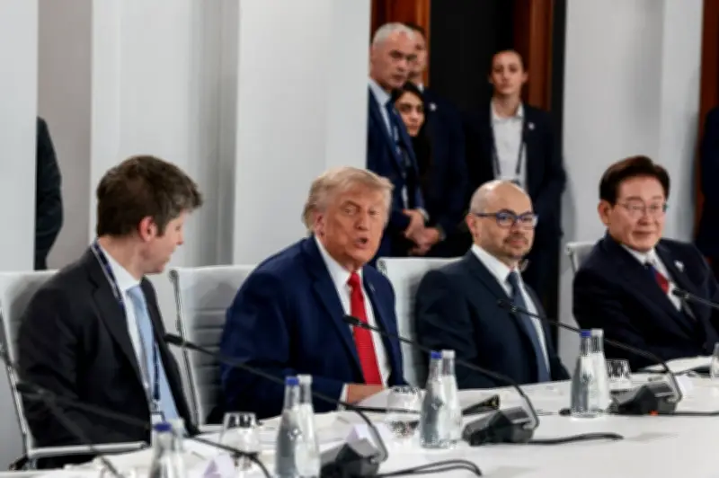 Lee tinggalkan G7 dengan pen Trump, janji golf selepas perbincangan kemajuan Korea