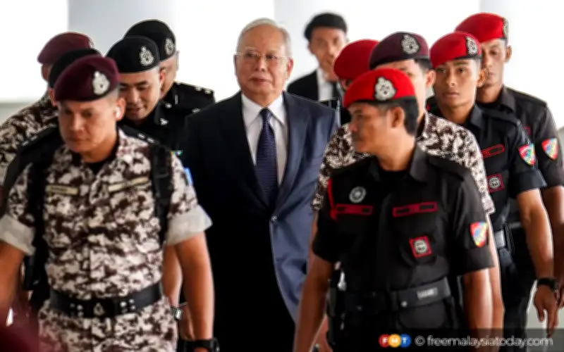 Mahkamah Tinggi benarkan Najib dapatkan dokumen separa dalam saman 1MDB