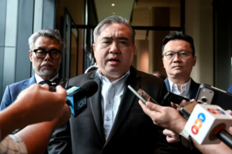Malaysia perlu jadi peneraju dron, teksi udara - Anthony Loke
