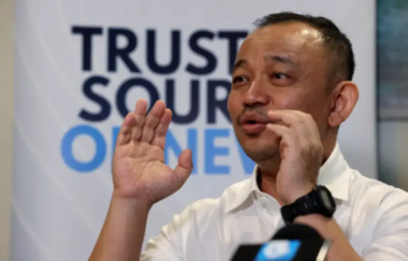 Maszlee Malik nafi spekulasi MB Johor, serah kepada prerogatif Sultan