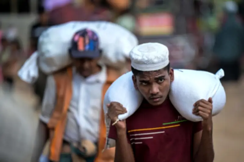 Mengapa Pelarian Rohingya di Malaysia Terperangkap dalam Kekosongan Undang-Undang