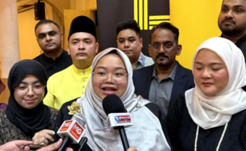 Muda umum tiga calon baharu Johor, Amira Aisya bina slanga muda