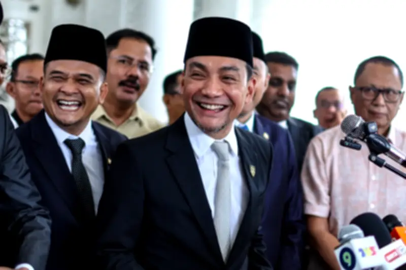 Onn Hafiz sanggup lepas jawatan MB Johor jika BN kerjasama dengan DAP